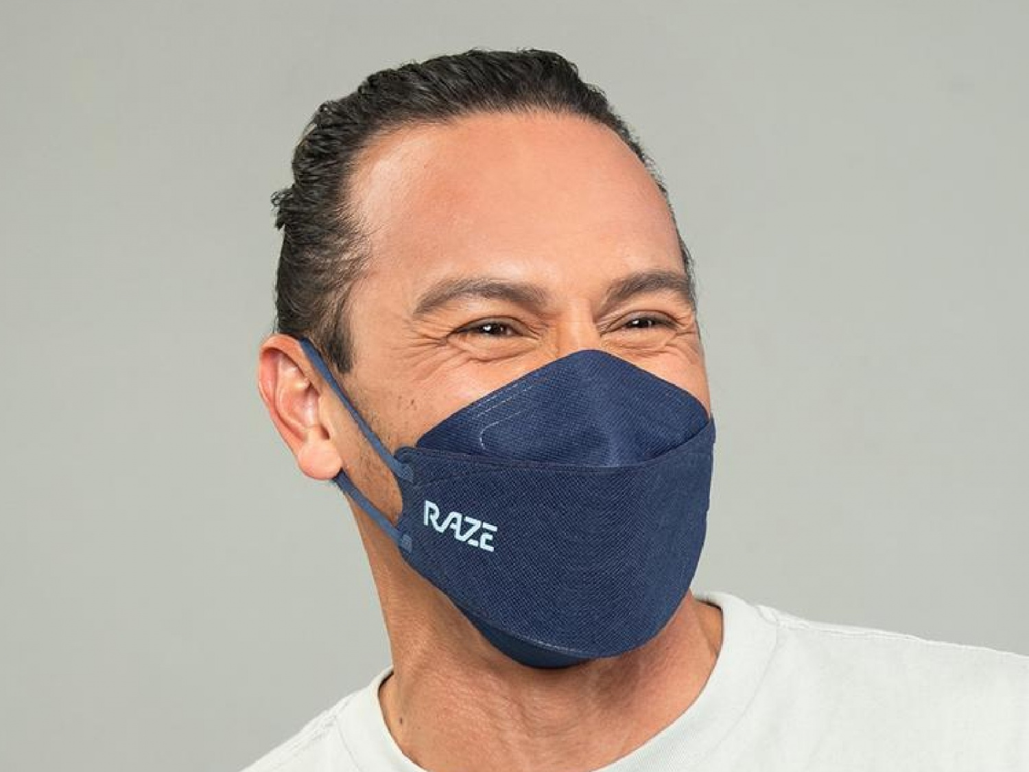 Raze-光觸媒技術-口罩-4層設計-光觸媒消毒層-殺滅高達99.9%病毒-香港財經時報-HKBT