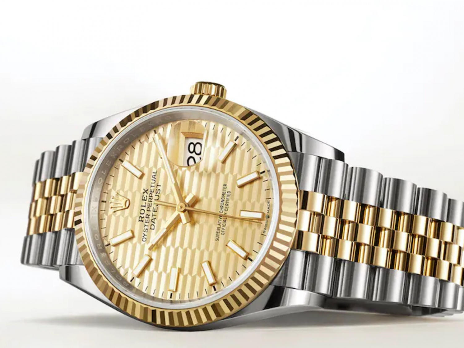 另推出帶有金色，棕櫚圖案錶盤的黃色Rolesor版。-香港財經時報-HKBT