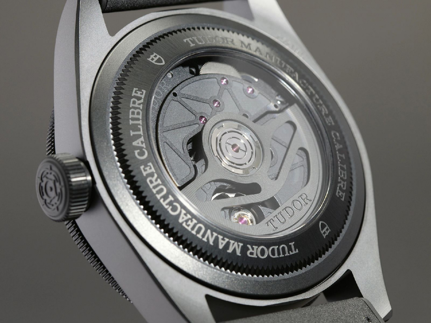 首款Tudor手錶搭載獲METAS認證機芯-香港財經時報-HKBT