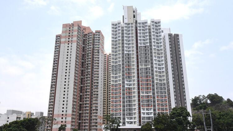 房委會調查, 新居屋買家平均年齡47歲, 港人full pay買單位, 香港財經時報