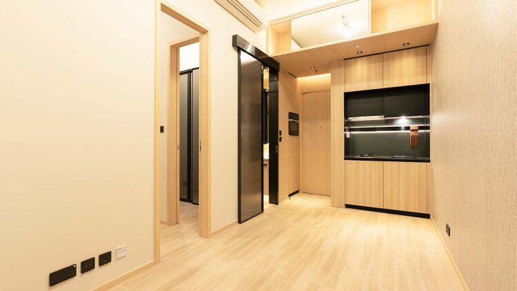 廚房採用開放式設計，精選高級電器品牌，包括德國品牌及意大利爐具等。